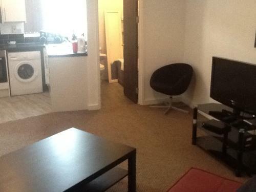 Flat 5 Apartments