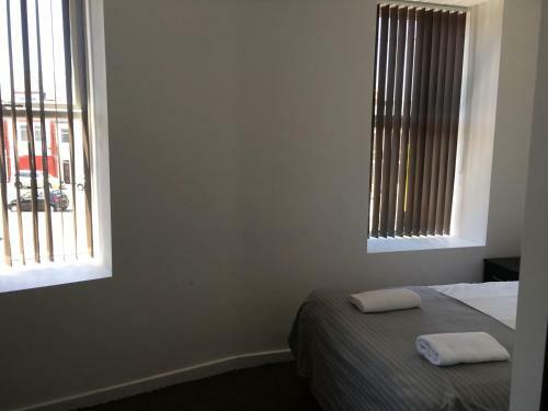 Flat 5 Apartments