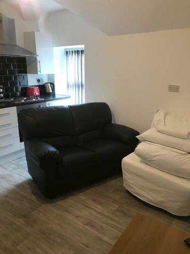 Flat 5 Apartments