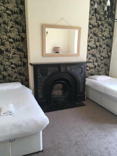 Flat 5 Apartments