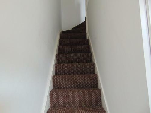 Flat 5 Apartments