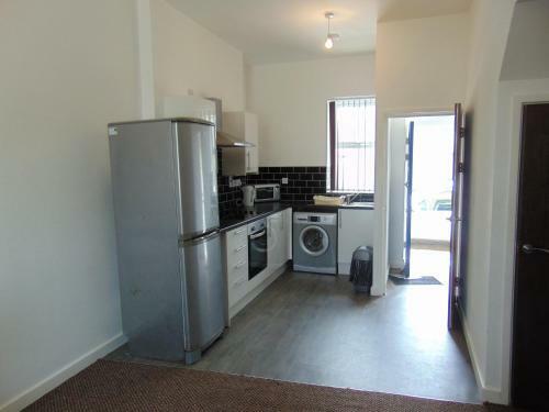 Flat 5 Apartments