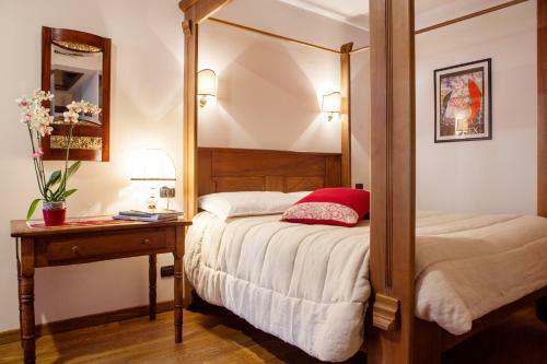 Hostal A' La Table Du Sommelier