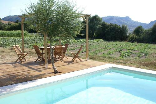 Hostal Agriturismo L'aglientu B&B