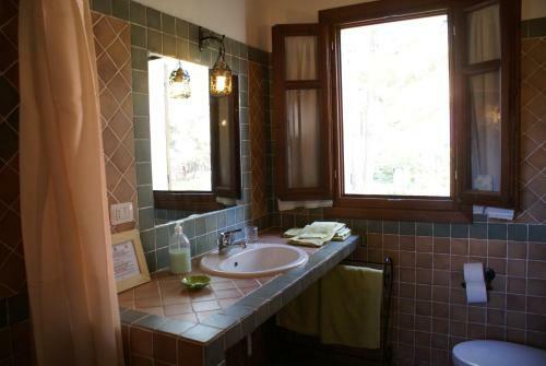 Hostal Agriturismo L'aglientu B&B