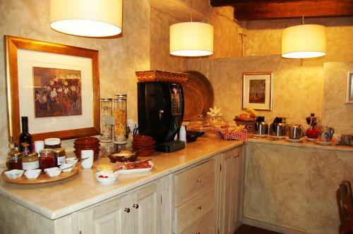 Hostal Agriturismo L'aglientu B&B