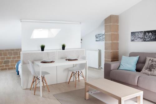Apartamentos Tur�sticos Beethoven Haro