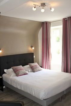Hotel H�tel La Hoirie
