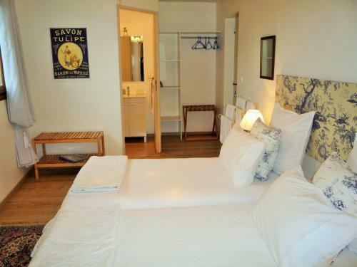Hostal Chez Ed�ll