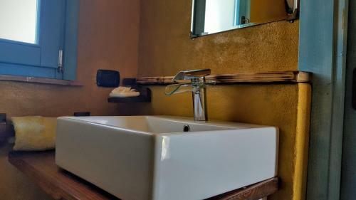 Agroturismo Sa Corti De Sa Perda Piscinas