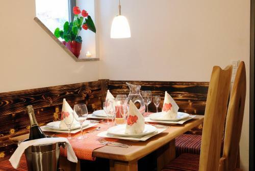 Hostal Ferienparadies Alpengl�hn