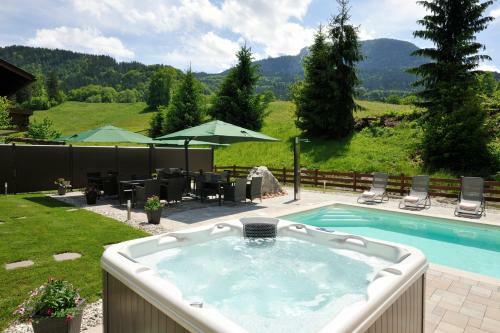 Hostal Ferienparadies Alpengl�hn