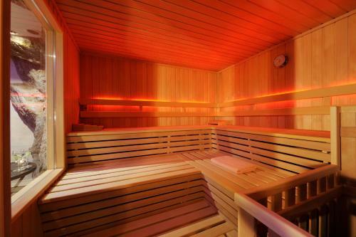 Hostal Ferienparadies Alpengl�hn