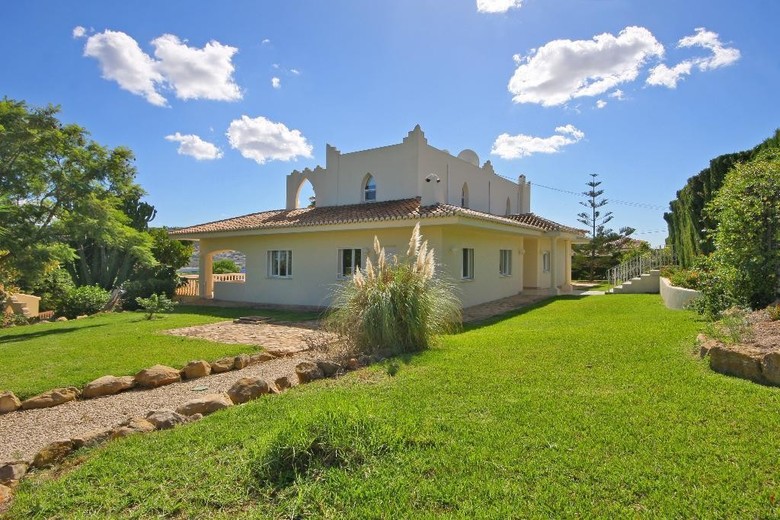 Villa Cora