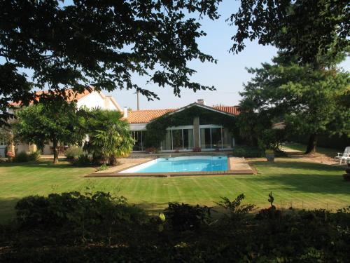 Bed & Breakfast Chambres D'h�tes Le M�rier