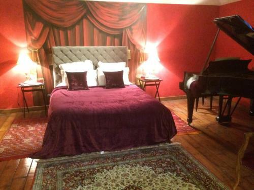 Bed & Breakfast Maison Du Th��tre Saint Bonnet