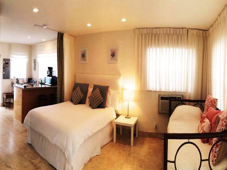 Hotel Seacrest