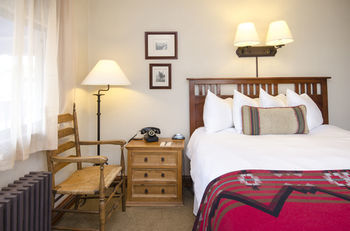 Hotel Bristol