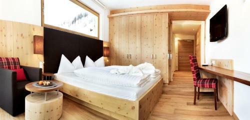 Hotel St�res - Mountain Nature Hotel