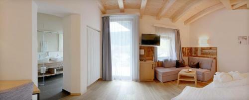 Hotel St�res - Mountain Nature Hotel