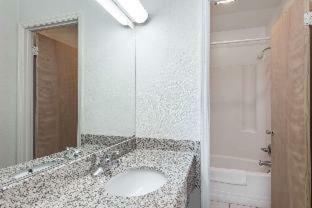 Motel Knights Inn - Cleveland