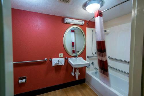Motel Red Roof Inn Rockford