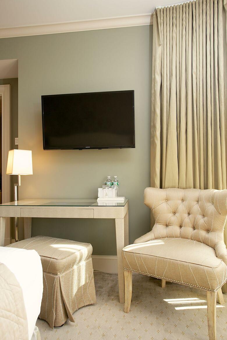Hotel Veritas