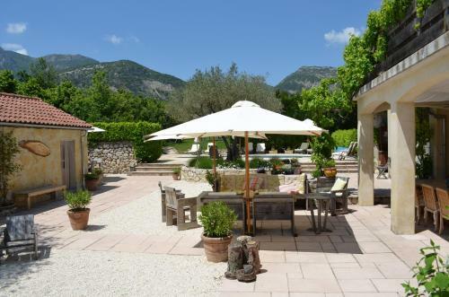 Bed & Breakfast La Roseraie-dr�me