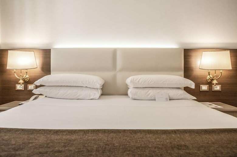 Romana Residence