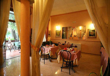 Hotel Piola
