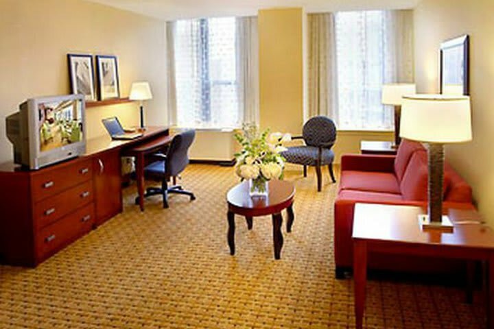 Hotel Courtyard By Marriott Midtown East