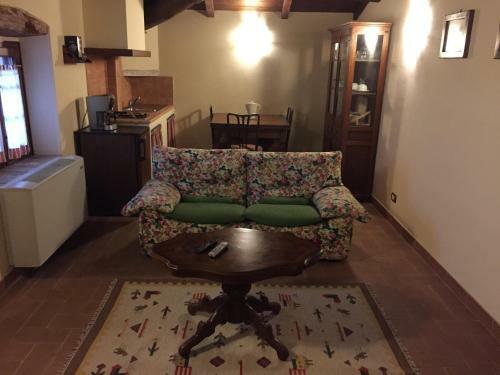 Agroturismo Antico Borgo De Romolini