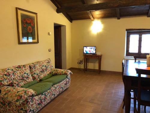 Agroturismo Antico Borgo De Romolini