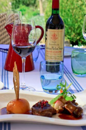 Hotel H�tel Restaurant Chilo
