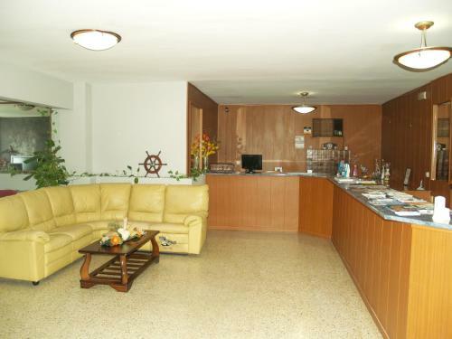 Hotel Mi�o