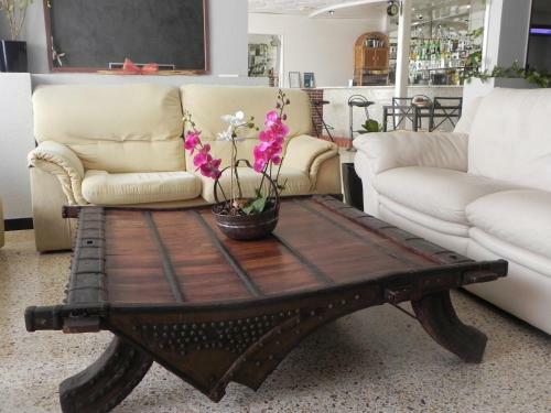 Hotel Mi�o