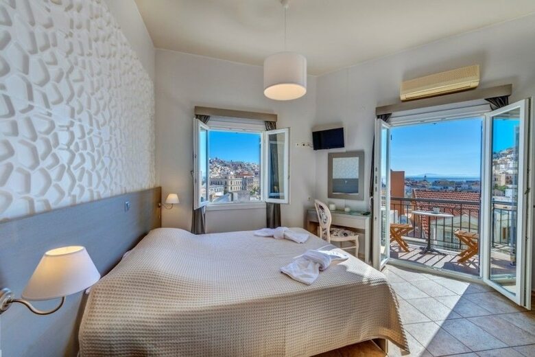 Hostal Ethrion
