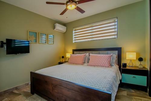 Hostal Residencial Casa Linda