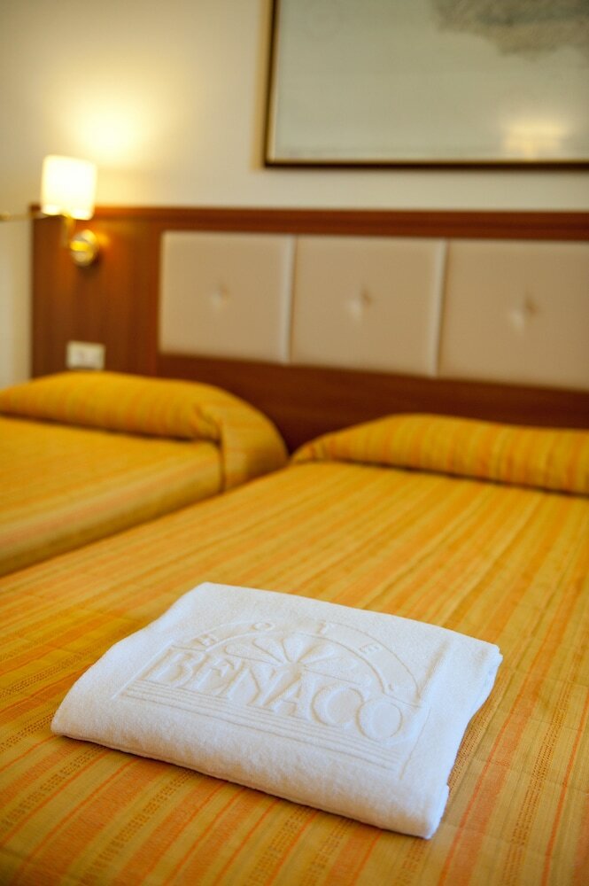 Hotel Benaco