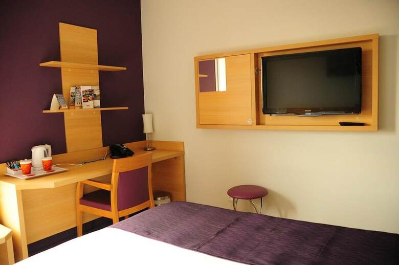 Hotel Comfort Suites Lyon Est Eurexpo