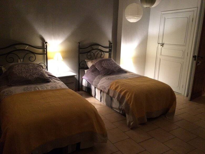 La Vieille Demeure