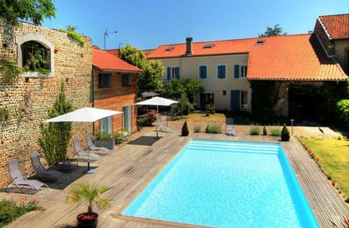 Bed & Breakfast Chambre D'h�tes La Cour Des Saligues