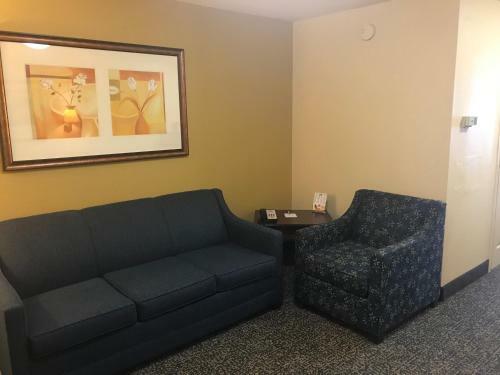 Motel Days Inn & Suites Tucker