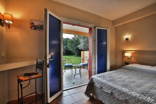 Hotel Du Pont De L'oso