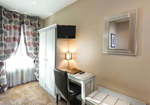 Hotel H�tel Donjon Vincennes
