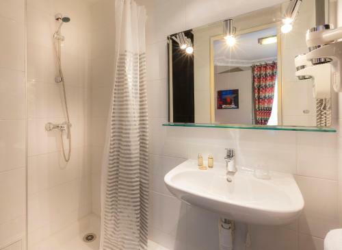 Hotel H�tel Donjon Vincennes