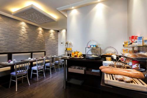 Hotel H�tel Donjon Vincennes