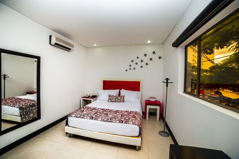 Hotel Merlott Lleras