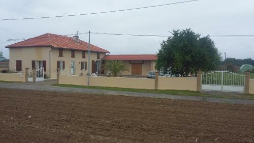 Bed & Breakfast Chambres D'h�tes Au Sarrailh