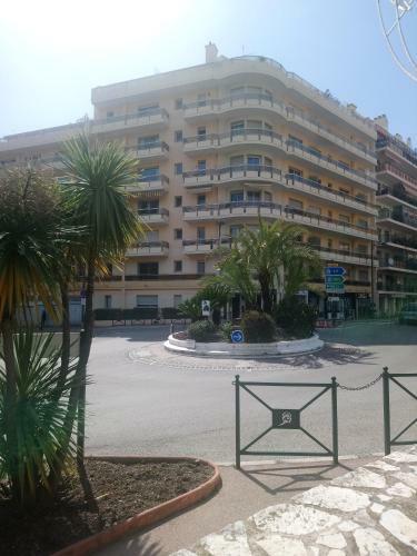 Apartamento Joli Appartement Entre Menton Et Monaco